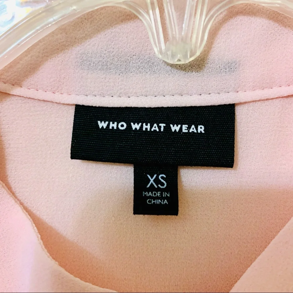 🔥3/$10 or 5/$15 SALE🔥 Who What Wear Top Blouse - Light Pink - Sz XS - Picture 6 of 10